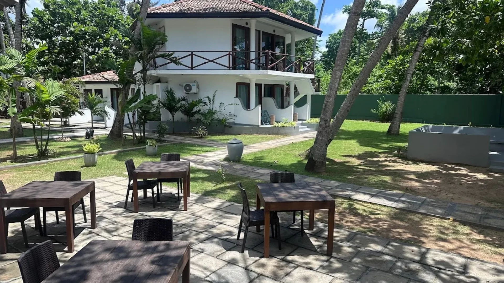 Smeralda Beach Hotel